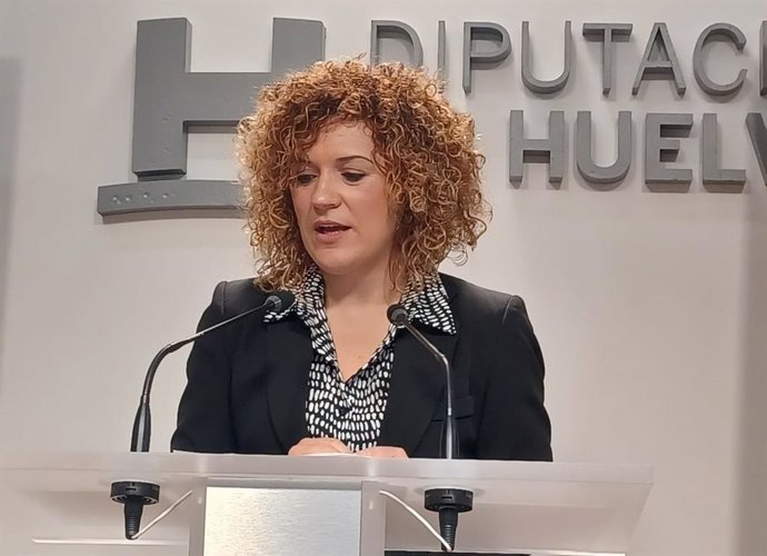 Archivo - La presidenta de la Diputación de Huelva, María Eugenia Limón, en una imagen de archivo.