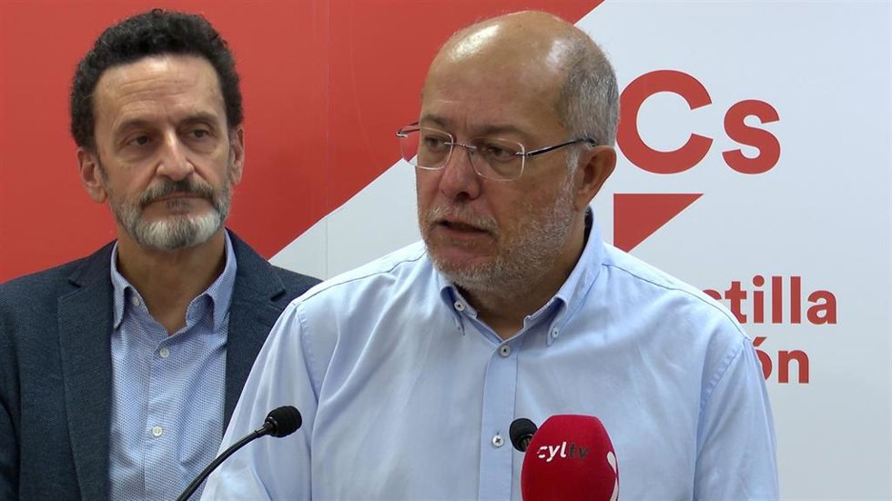 Archivo - El procurador de Ciudadanos, Francisco Igea, y el portavoz nacional del Partido, Edmundo Val.
