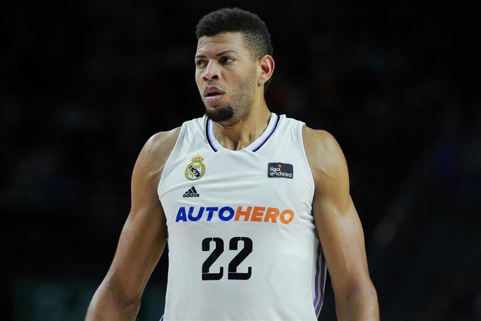Walter Tavares durante un partido del Real Madrid