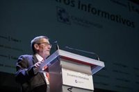 Entrena pedirá a Moreno una licitación pública similar a la de Asturias para ampliar las conexiones aéreas