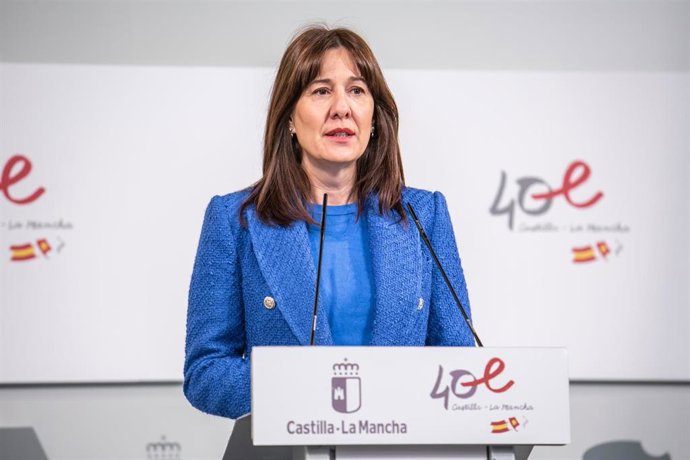 La consejera de Igualdad y portavoz del Gobierno regional, Blanca Fernández, comparece en rueda de prensa en el Palacio de Fuensalida, para informar sobre los acuerdos del Consejo de Gobierno.