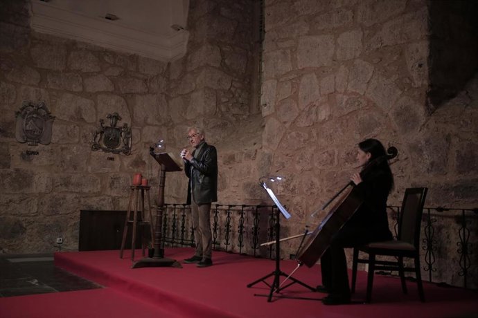 Casi un millar de espectadores ha escuchado las primeras Voces de la Lengua en San Millán, Nájera, Tricio y Berceo