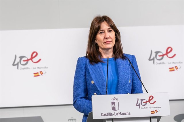 La consejera de Igualdad y portavoz del Gobierno regional, Blanca Fernández, comparece en rueda de prensa en el Palacio de Fuensalida, para informar sobre los acuerdos del Consejo de Gobierno