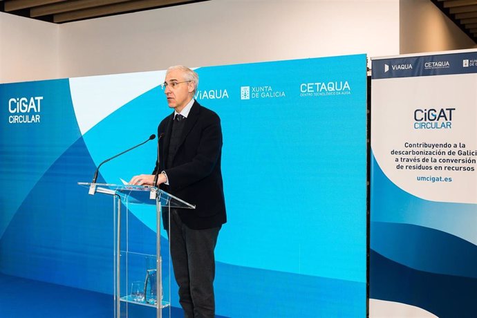 El vicepresidente económico de la Xunta, Francisco Conde, participa en el acto de presentación del centro de investigación entre Viaqua y Cetaqua apoyado por la Xunta de Galicia, Cigat Circular.