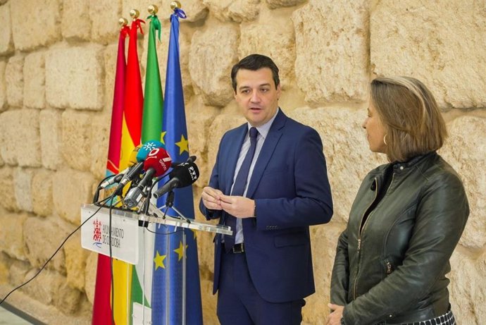 José María Bellido e Isabel Albás.