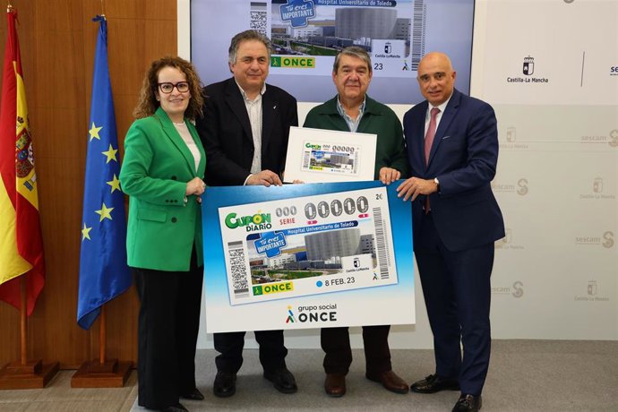 La ONCE dedica un cupón al Hospital Universitario de Toledo para homenajear a su personal.