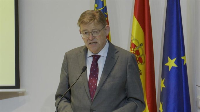 Archivo - El presidente de la Generalitat, Ximo Puig