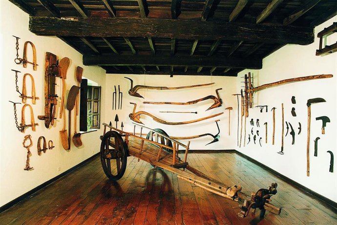 Archivo - Museo Etnográfico de Cantabria.- Archivo