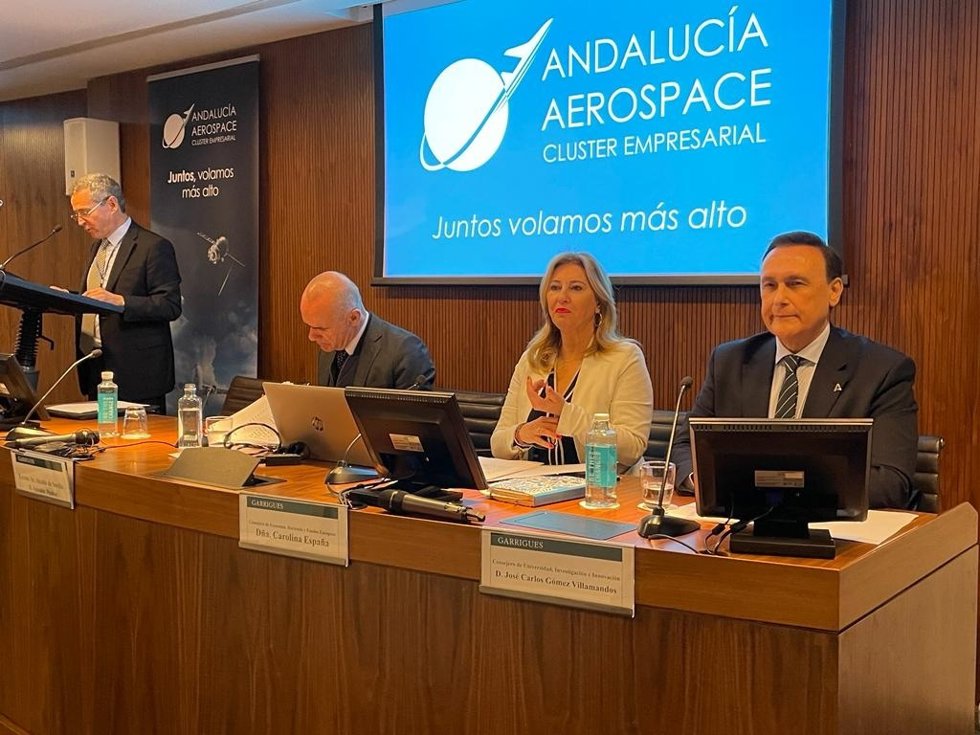 [L Enviosprensa.Cuii] Nota Consejería De Universidad. Villamandos Propone Que El Lanzador De Pequeños Satélites Proyectado En España Se Instale En Andalucía