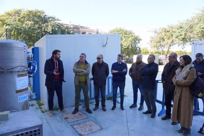 Representantes de la Agencia Estatal de Meteorología visitan las instalaciones del Centro de Iniciativas Municipales de Murcia (CIM-M) para conocer las características del prototipo 'EVACOLD CO2'