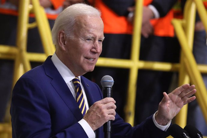 31 January 2023, US, New York: US President Joe Biden speaks at a construction site for the Hudson Tunnel Project during an event on infrastructure. Photo: Nancy Kaszerman/ZUMA Press Wire/dpa
