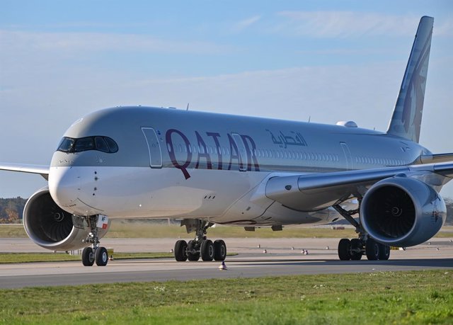 Archivo - A350 de Qatar Airways.