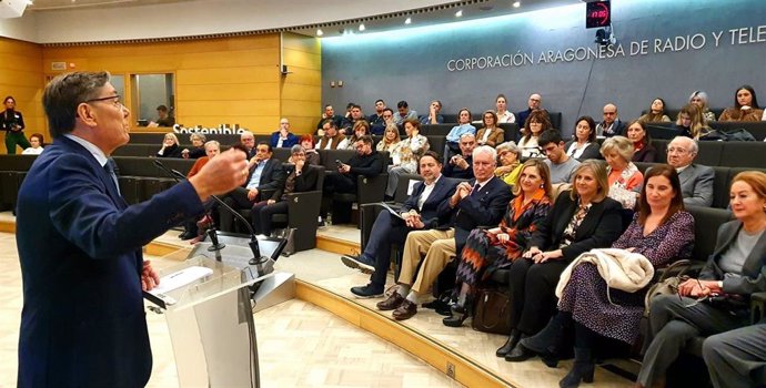 El vicepresidente del Gobierno de Aragón y consejero de Industria, Arturo Aliaga.