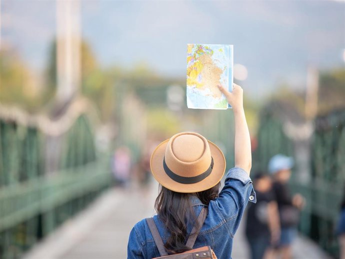 Archivo - Planes únicos por muy poco dinero en cualquier punto de nuestro país