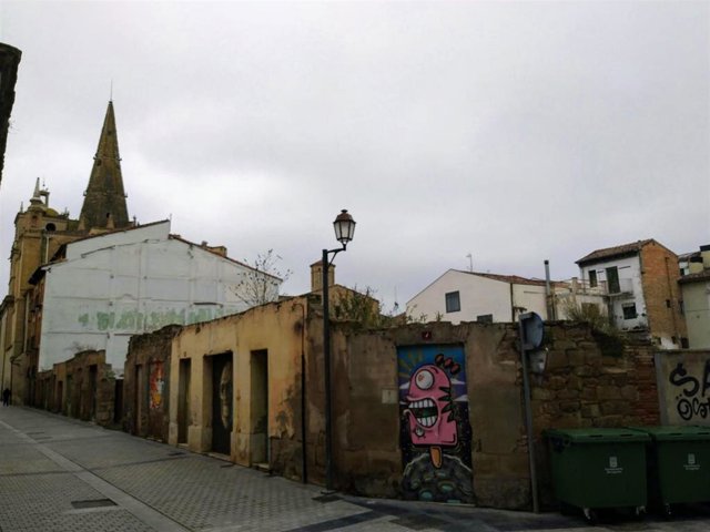 Archivo - Parcela donde se va a instalar el Centro de Alto Rendimiento Tecnológico de la firma riojana Bosonit, en el Centro Histórico de Logroño