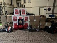 Detenidas nueve personas tras frustrar un alijo de contrabando en la zona de Toneleros en La Línea (Cádiz)