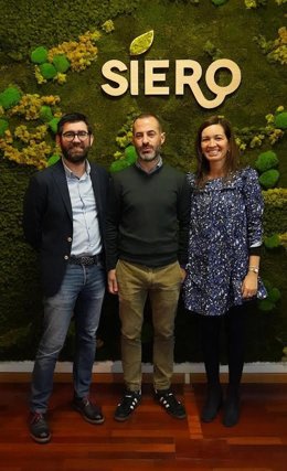 El alcalde de Siero, en el centro