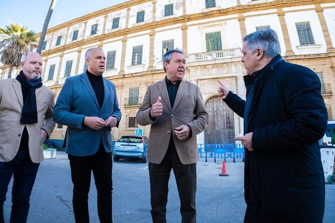 Juan Espadas en Valcárcel.