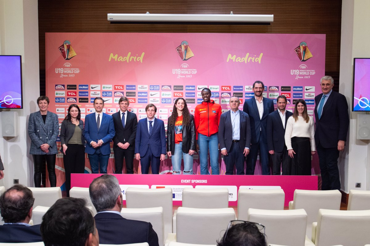 oído falta Bolsa Madrid acogerá "con mucha ilusión" un Mundial sub-19 femenino de baloncesto  "especial"
