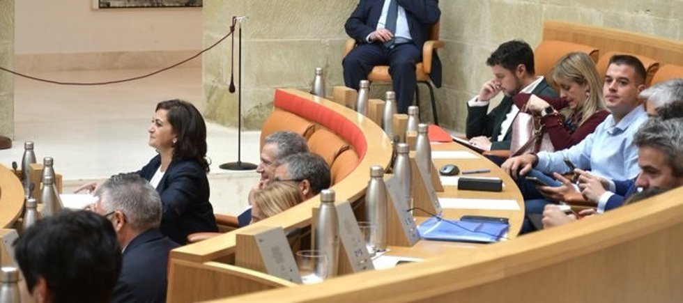 Archivo - Pleno del Parlamento de La Rioja