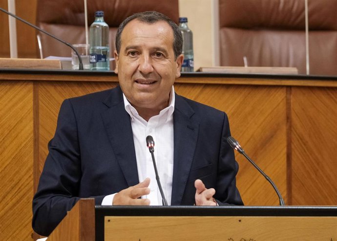 Archivo - El diputado del PSOE-A José Luis Ruiz Espejo, en una imagen de archivo.