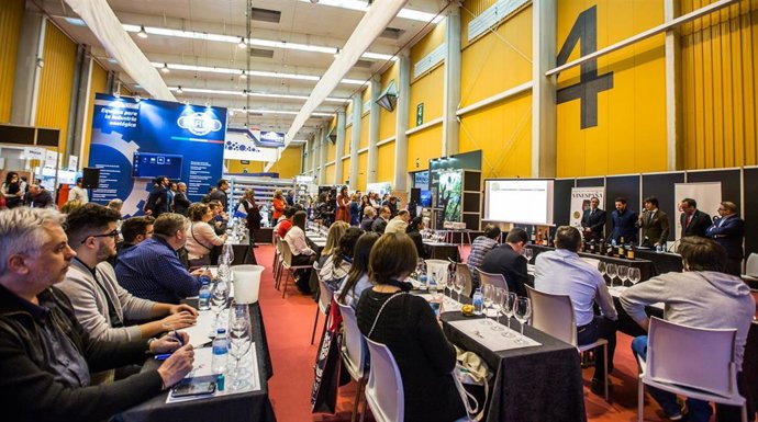 Investigación, digitalización y nuevos paradigmas de consumo, en las jornadas técnicas de ENOMAQ 2023.