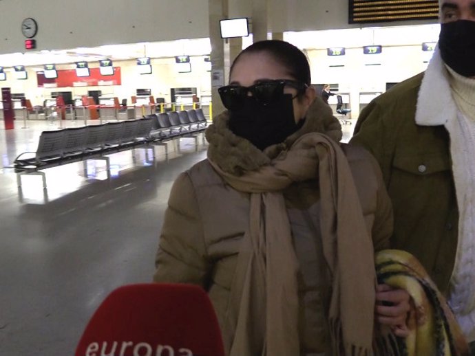 Isabel Pantoja llegando al Aeropuerto de Jerez