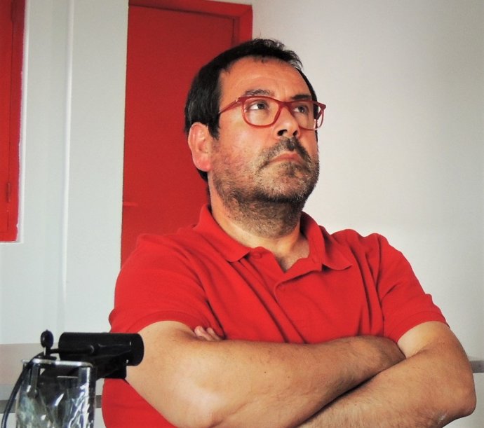 Archivo - El líder de IU en Castilla-La Mancha, Juan Ramón Crespo