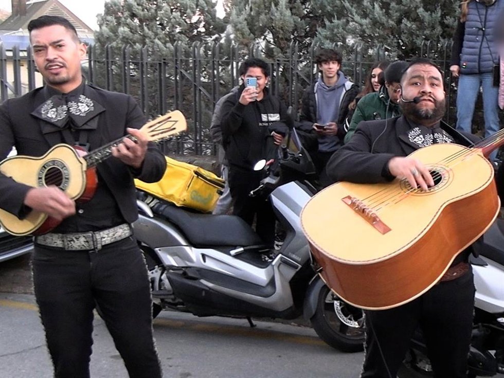 Shakira contó con la actuación de unos mariachis en su cumpleaños