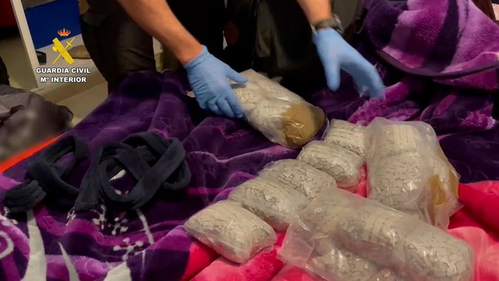 Drogas incautadas a la red, que aprovechaba las travesias entre España y Argellia con migrantes para traficar
