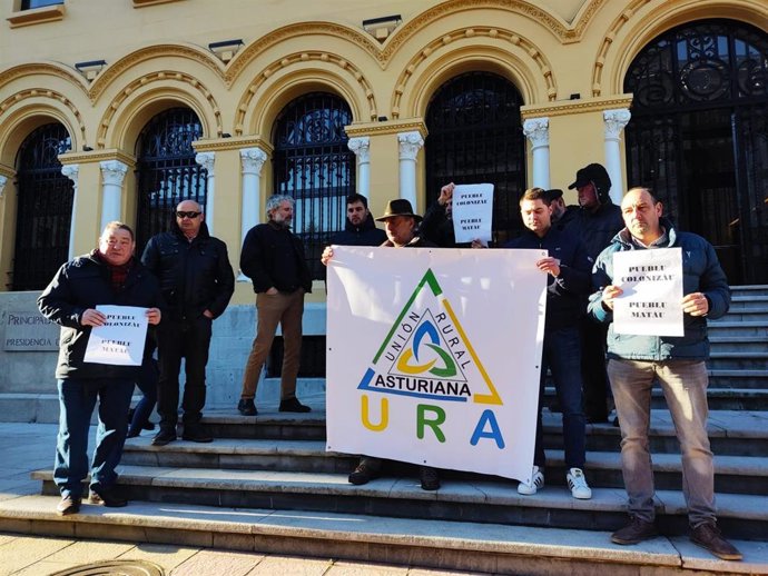 La organización URA.