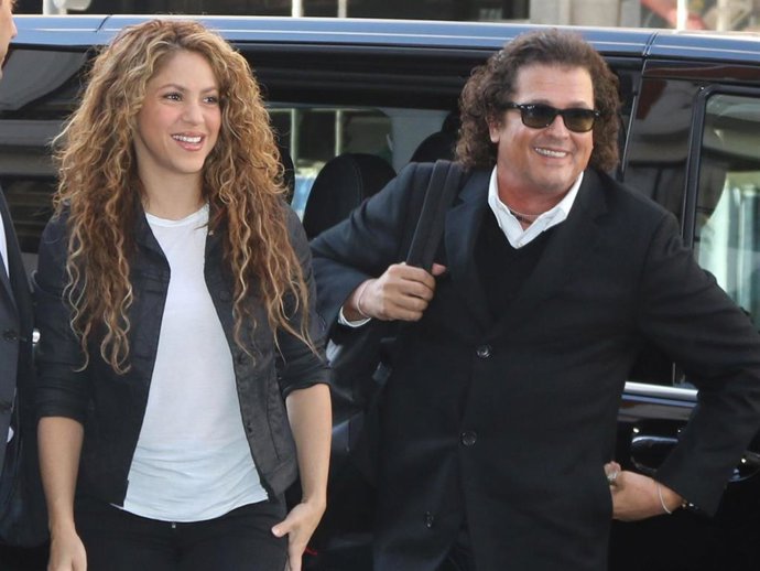 Archivo - Shakira y Carlos Vives