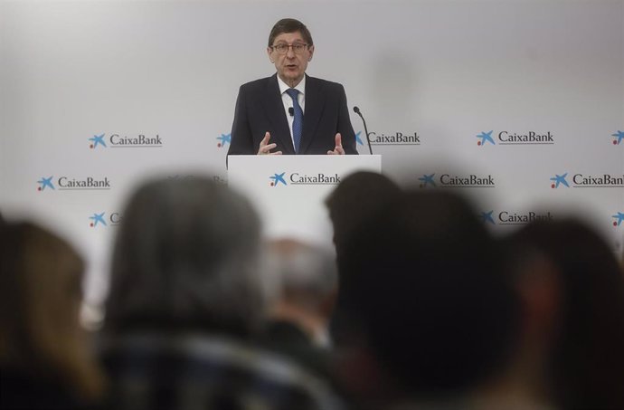 El presidente de Caixabank, José Ignacio Goirigolzarri, interviene durante la presentación de los resultados de CaixaBank correspondientes al ejercicio 2022, a 3 de febrero de 2023, en Valencia, Comunidad Valenciana (España). CaixaBank tuvo un beneficio