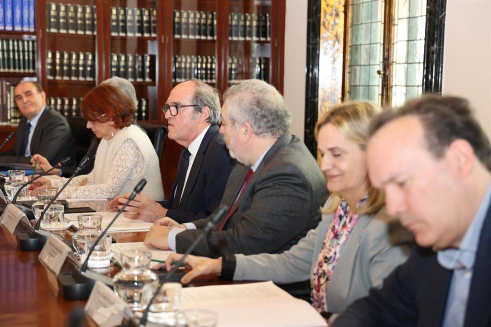 Reunión del Defensor del Pueblo con los defensores del pueblo autonómicos.