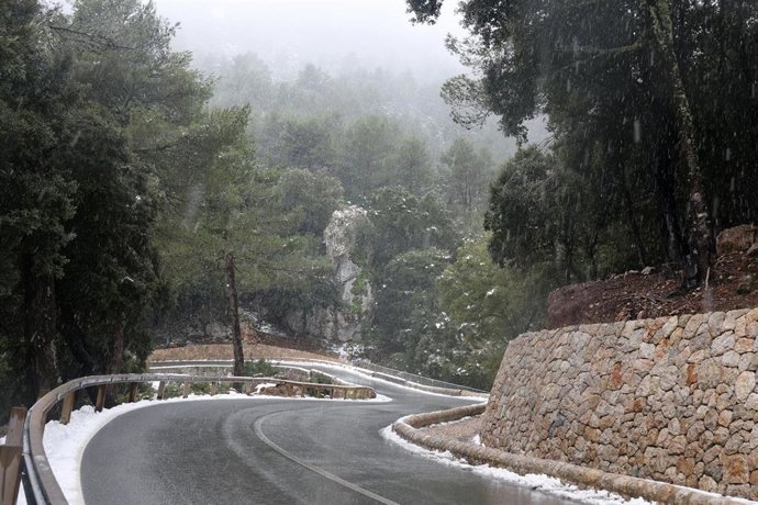 Carreteras despejadas en la Serra de Tramuntana, a 23 de enero de 2023, en Mallorca, Islas Baleares (España). 