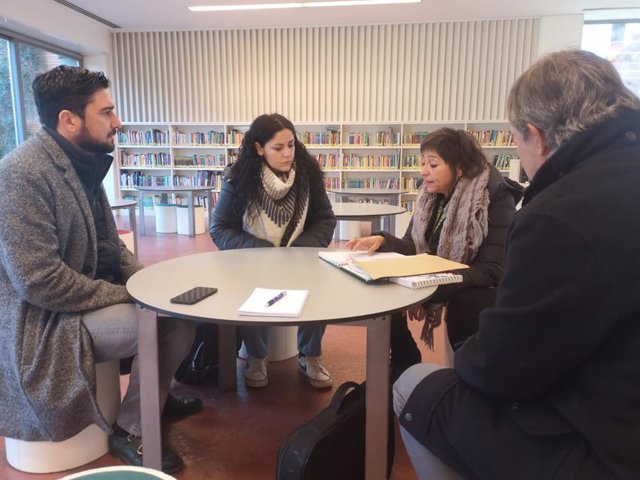 Ismael Sánchez en la biblioteca provincial