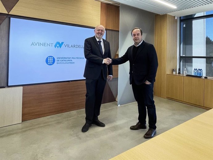 El rector de la UPC, Daniel Crespo, i el CEO d'Avinent Group, Albert Giralt