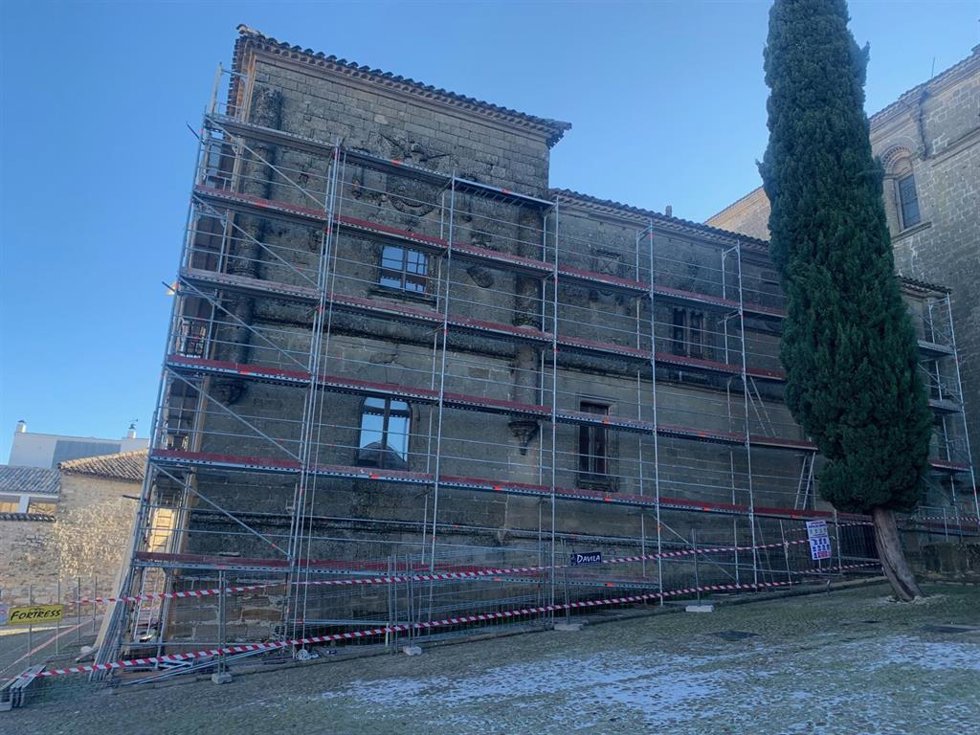 Intervención en la fachada de las Casas Altas Consistoriales.