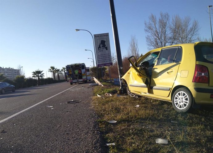 Estado del vehículo tras el siniestro en la capital aragonesa.