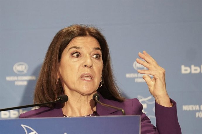 La eurodiputada Izaskun Bilbao participa en un desayuno informativo de Fórum Europa, en el hotel Ercilla, a 27 de enero de 2023, en Bilbao, Vizcaya, País Vasco (España).
