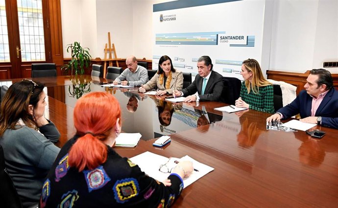 Santander y Hostelería trabajan para elaborar un protocolo sobre agresiones sexuales en locales nocturnos