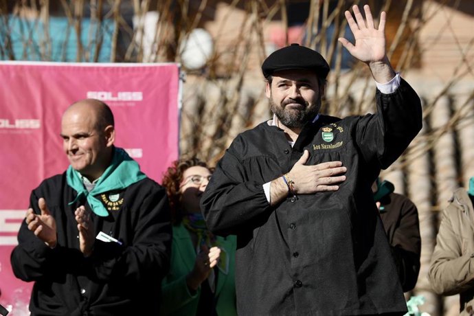 Núñez, tras ser nombrado 'matancero de honor' en Los Navalucillos, aboga por el mantenimiento de la tradiciones