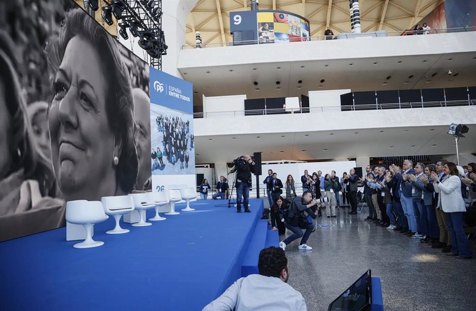 Un retrato de la exalcaldesa de Valencia Rita Barberá se muestra en la 26 Intermunicipal del PP, a 4 de febrero de 2023, en Valencia, Comunidad de Valencia (España). 