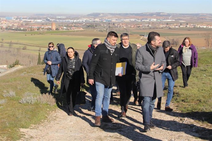 Tudanca visita varios pueblos de Palencia para conocer de primera mano la lucha contra la despoblación
