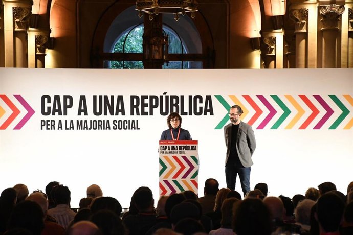 Mercedes Vidal y Hctor Sánchez este sábado en la asamblea de EUiA