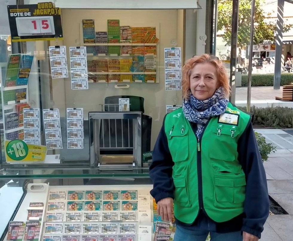 Matilde León, vendedora de la ONCE que ha dado un Sueldazo de 2.000 euros al mes durante diez años en Torremolinos.