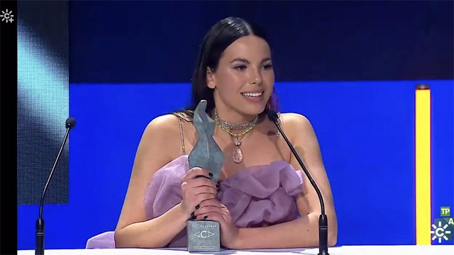 África de la Cruz, premio a la mejor actriz revelación por 'Las Gentiles', en los Premios Carmen del cine andaluz