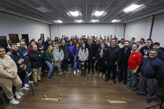 Encuentro del alcalde de Sevilla, Antonio Muñoz, con el Consejo de Bandas de Música Procesional de la capital