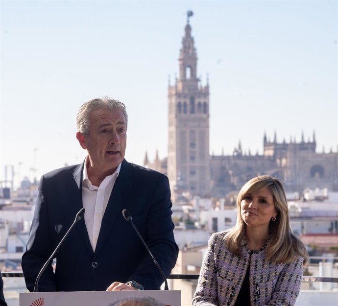 El candidato de CS a la Alcaldía de Sevilla, Miguel Ángel Aumesquet, en una imagen de 27 de enero, el día de su presentación como cabeza de cartel. 