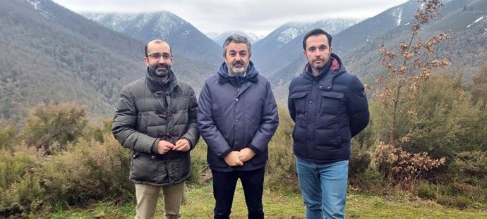 Nota Prensa, Foto Y Audio Consejero Medio Rural Visita Muniellos